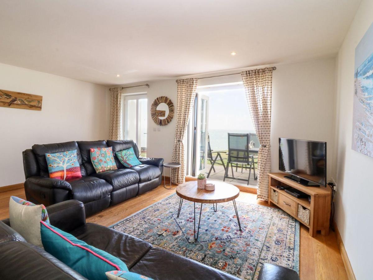 Вилла Mi Casa Su Casa - Mount Brioni Downderry  Экстерьер фото